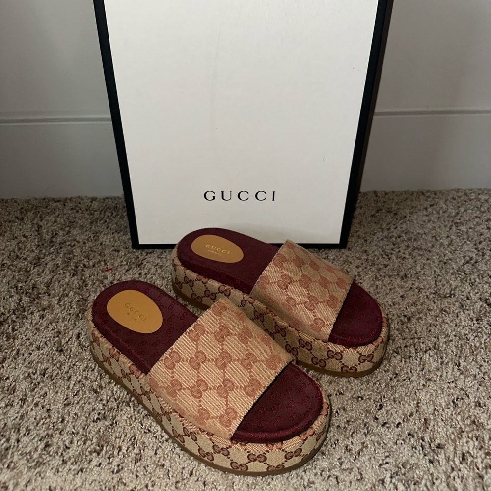 Gucci slide Size 37
